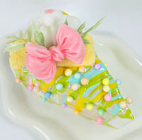 Pastel Drip Bow Slice